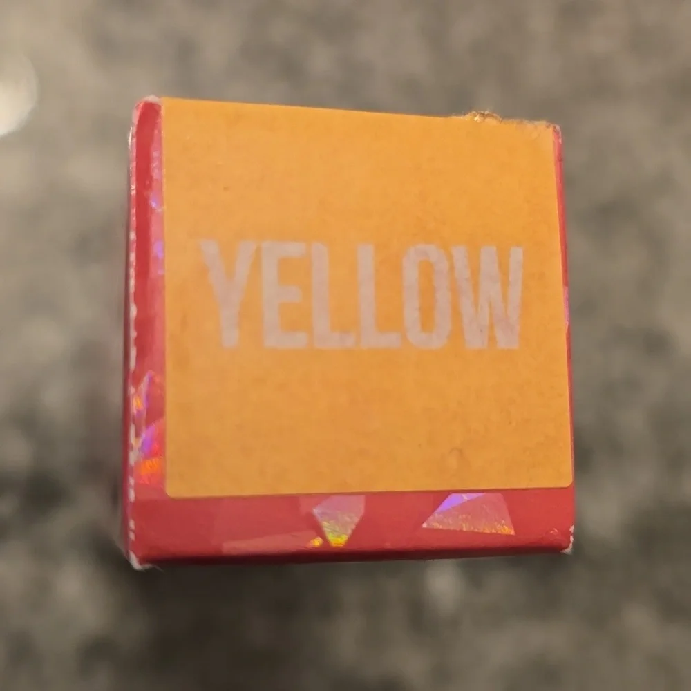 Jeffree Star Cosmetics Magic Star Concealer YELLOW